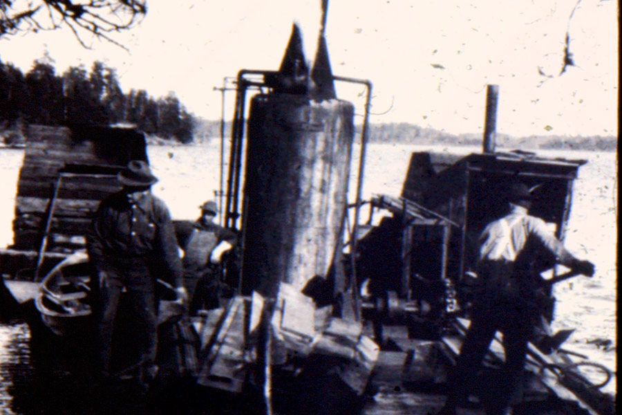 Image of Bull-of-the-Woods Logging Scow